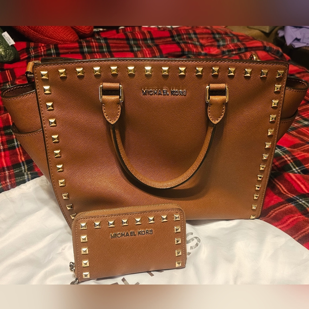 NEW Michael Kors Selma studded satchel and a matching studded wallet Camel Color